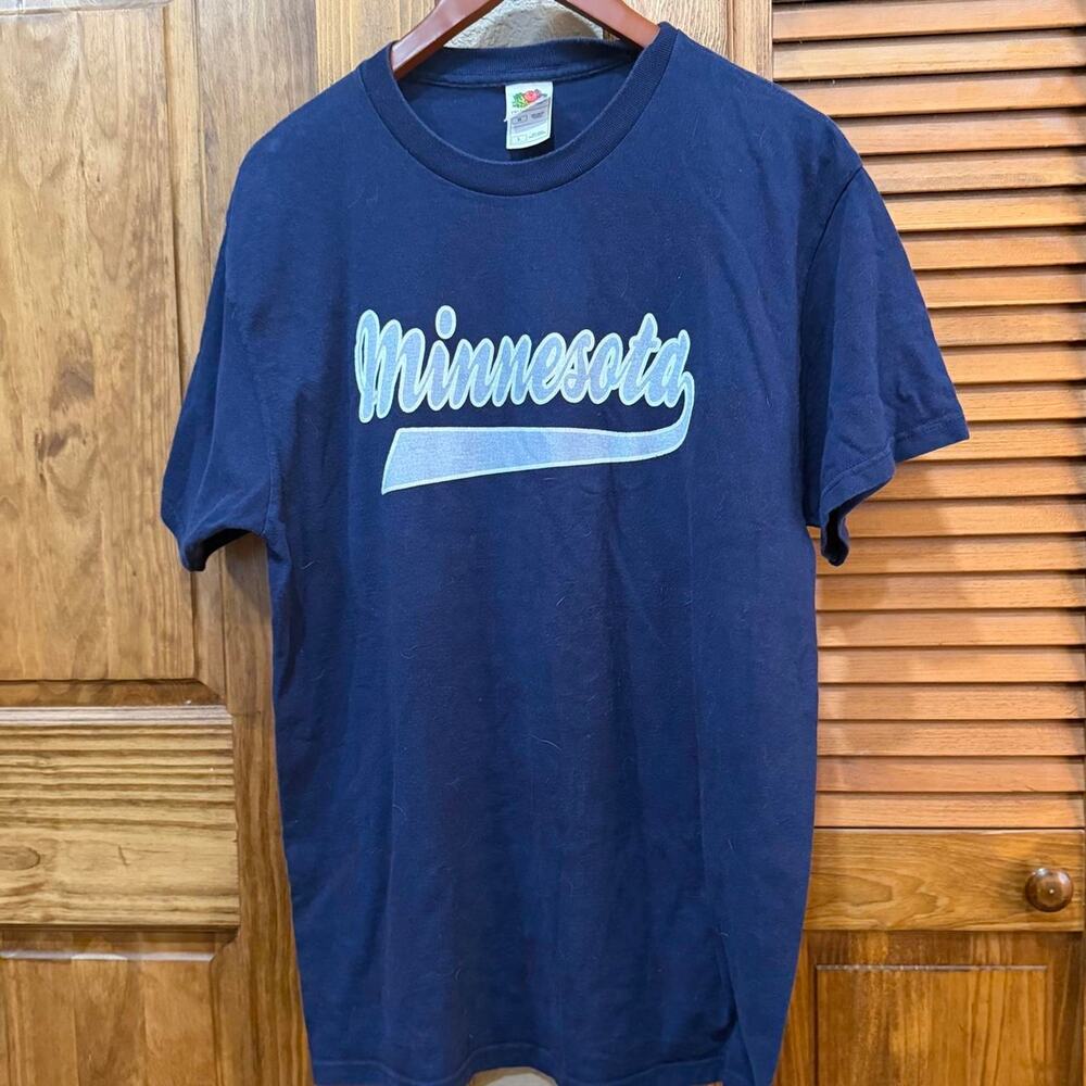Late 90s early '00s MN tee